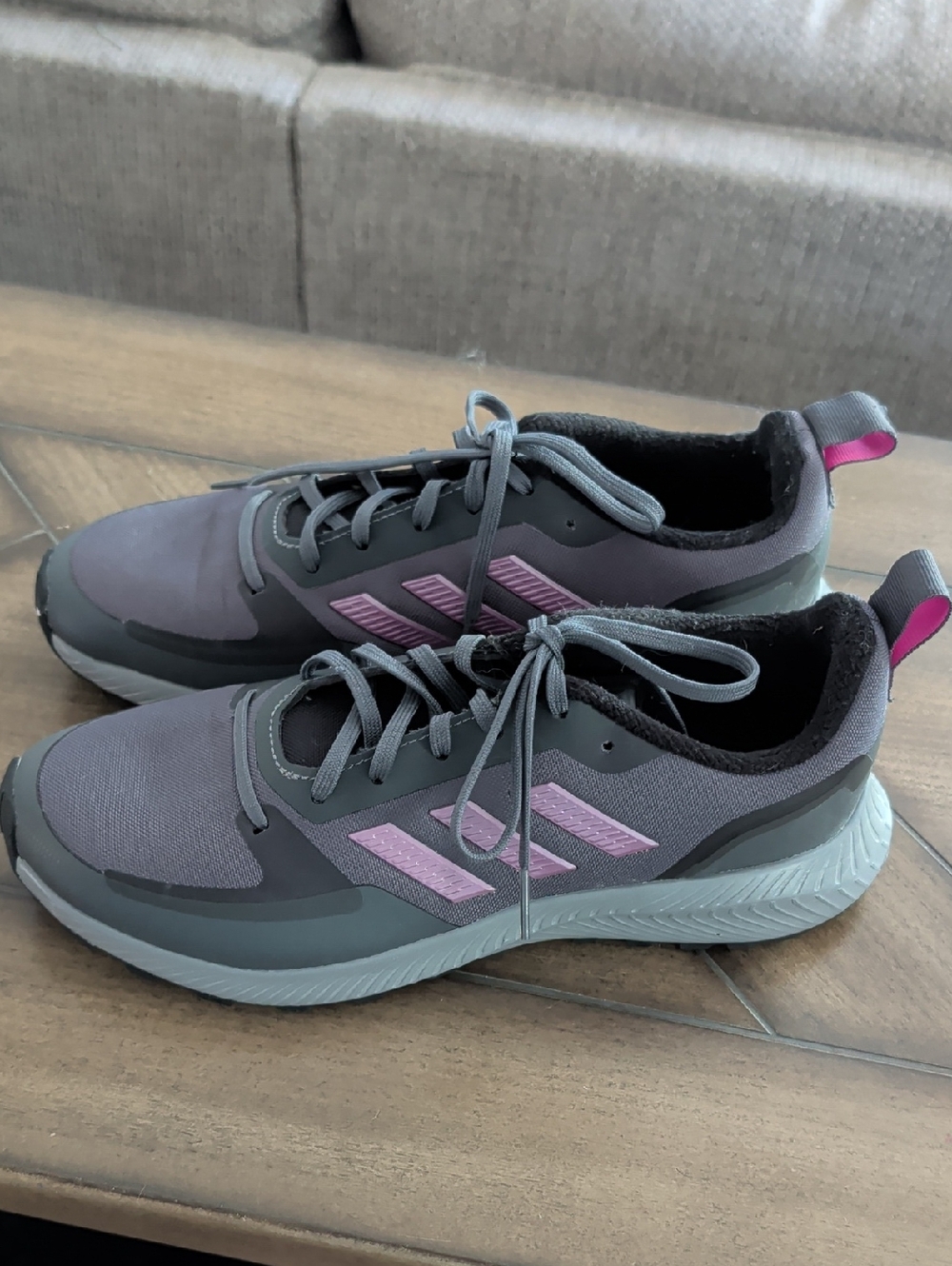 adidas Women's Gray Sneakers with Pink Stripes